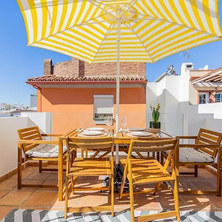 Old Town Gem - Beautiful 3 Bed House With Terraces