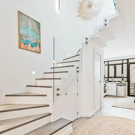 Old Town Gem - Beautiful 3 Bed House With Terraces Casa vacanze *