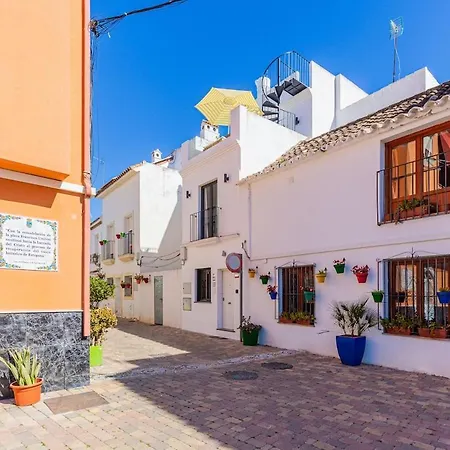 Old Town Gem - Beautiful 3 Bed House With Terraces Casa vacanze Estepona